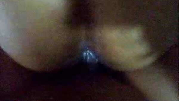 Bongkok di atas si patung lucah rambut coklat bootylicious super mendapat minyak pussy basah fucked doggy