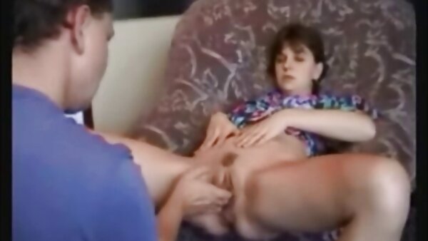 Shemale fucks membunuh video lucah tudung penggoda panas dengan pantat berair Mercedes Carrera