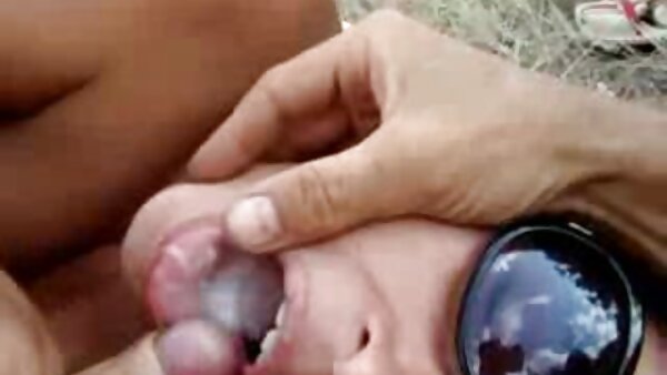 Menunggang zakar dan blowjob panas lucah terkini oleh sexpot berkulit gelap pada video POV