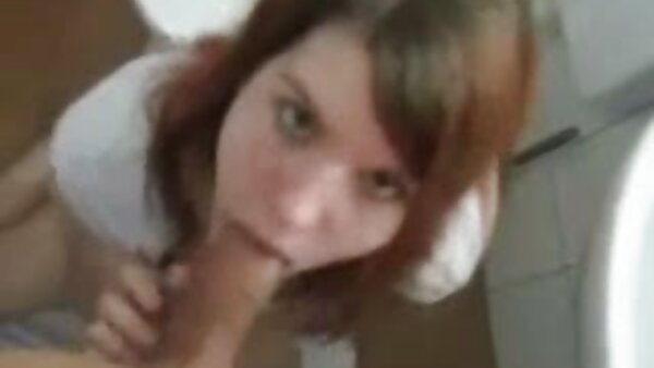 Lesbian seksi dan panas Zuzana Z menjadi gila sambil menyenangkan puki yang video sek lucah basah