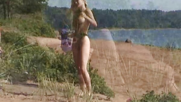 Damn kumpulan video lucah hot awek berambut perang kepala Courtney Cummz mendapat menindik kemaluan fucked