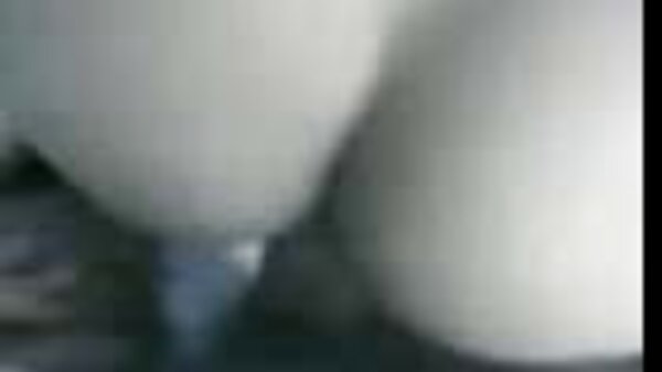 Horny tranny tersentak sebelum mengambil batang kekasihnya dalam duburnya lucah ganas